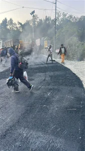 मनकामना जाने सबैभन्दा छोटो मोटर बाटो आजदेखि पिच हुन सुरु